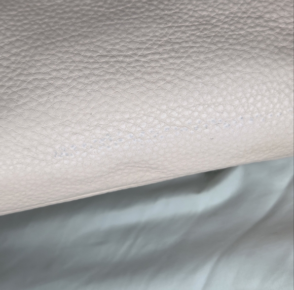 Kate Spade Elegant Leather Pink Quilted Shoulder Bag - Picture 13 of 16